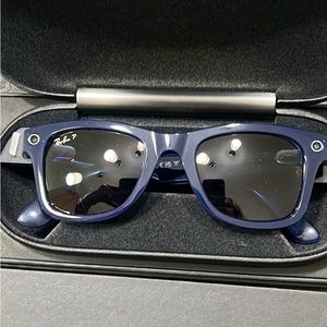 RAY-BAN STORIES | WAYFARER